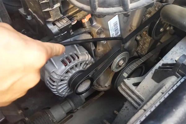 雨湖转速传感器的工作原理是什么？